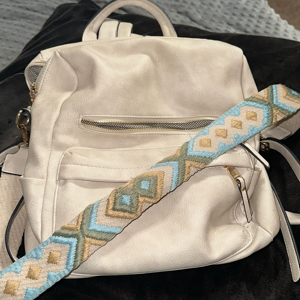 Jenn & Co backpack bag with guitar strap.